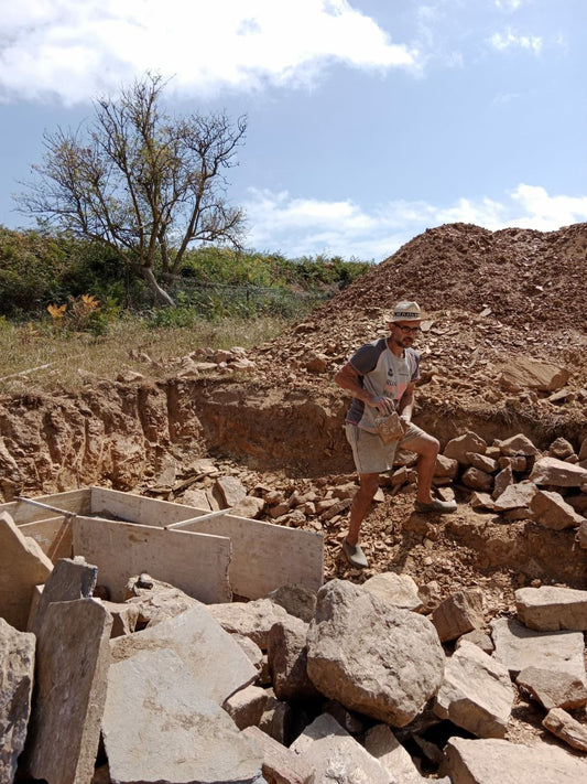 Con las manos desnudas